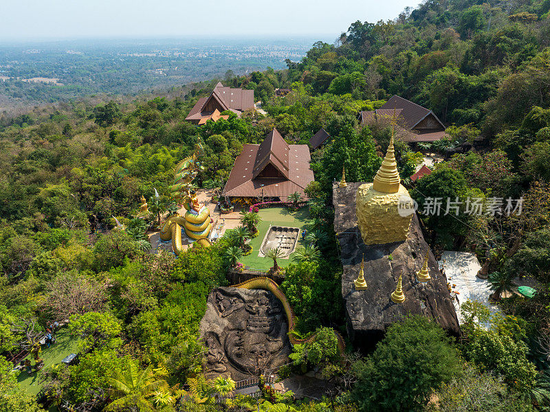 泰国叻空府的笏谭pha daen寺